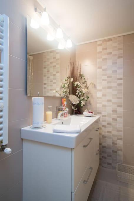 Top-Rated 1-Bedroom Apartment In The Heart Of Ateny Zewnętrze zdjęcie